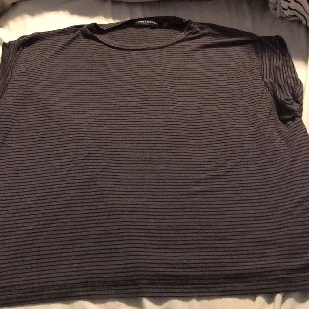 Brandy Melville shirt